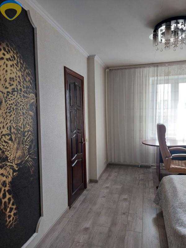 Продажа 4-комнатной квартиры 110 м², Михайловская ул.