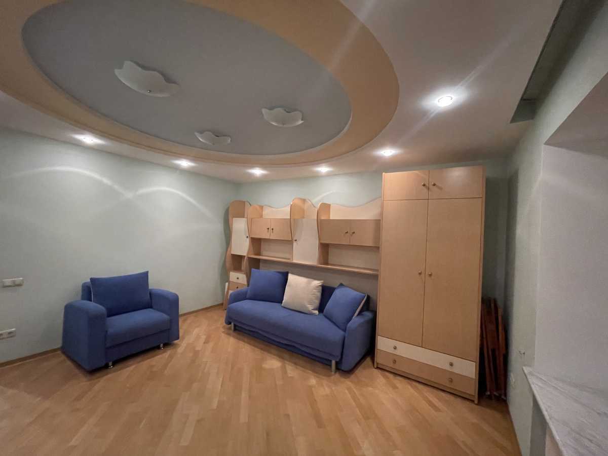 Продажа 3-комнатной квартиры 127 м², Героев Сталинграда просп., 12Д