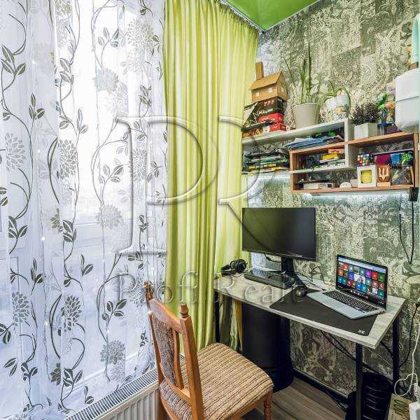 Продаж 1-кімнатної квартири 38 м², Героїв Небесної Сотні просп., 26/8