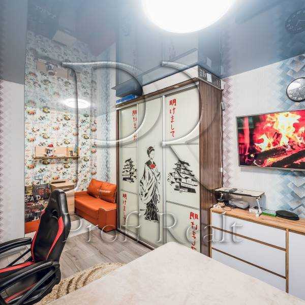 Продаж 1-кімнатної квартири 38 м², Героїв Небесної Сотні просп., 26/8