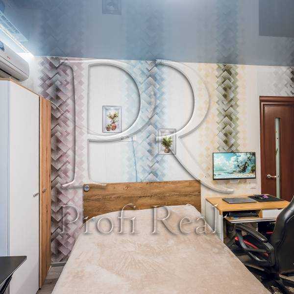 Продаж 1-кімнатної квартири 38 м², Героїв Небесної Сотні просп., 26/8