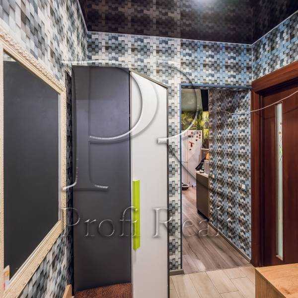 Продаж 1-кімнатної квартири 38 м², Героїв Небесної Сотні просп., 26/8