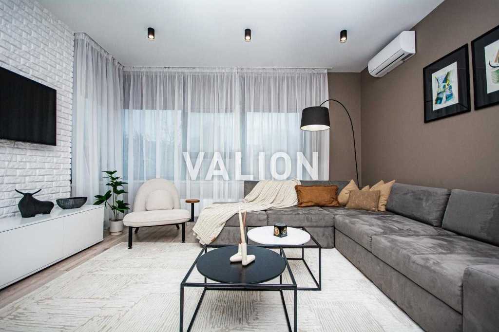 Продажа 2-комнатной квартиры 77.5 м², Деловая ул., 1/2