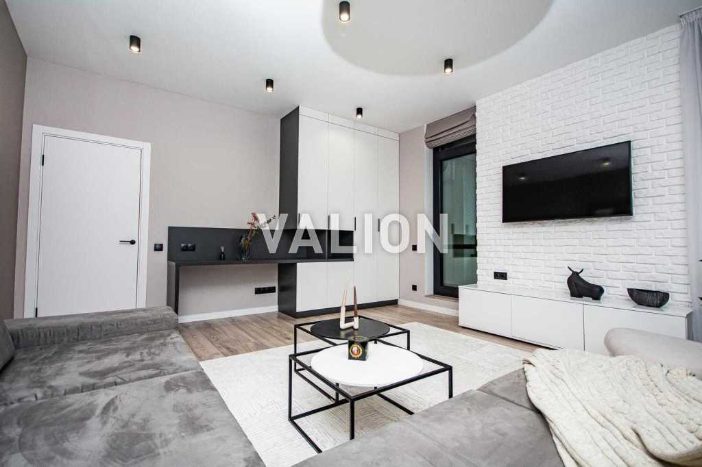 Продажа 2-комнатной квартиры 77.5 м², Деловая ул., 1/2