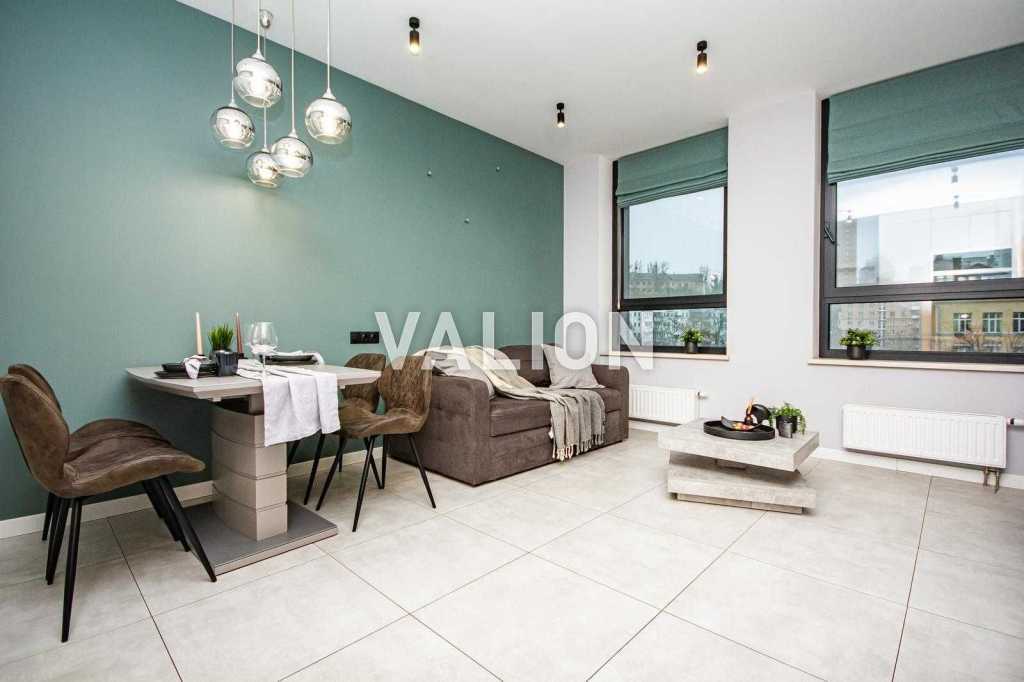 Продажа 2-комнатной квартиры 77.5 м², Деловая ул., 1/2