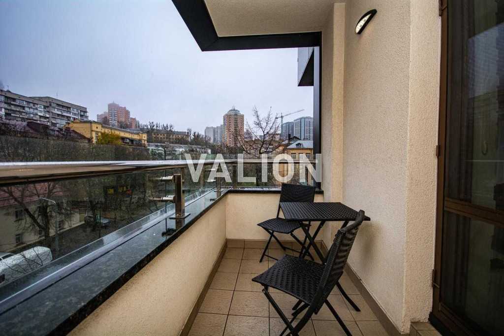 Продажа 2-комнатной квартиры 77.5 м², Деловая ул., 1/2