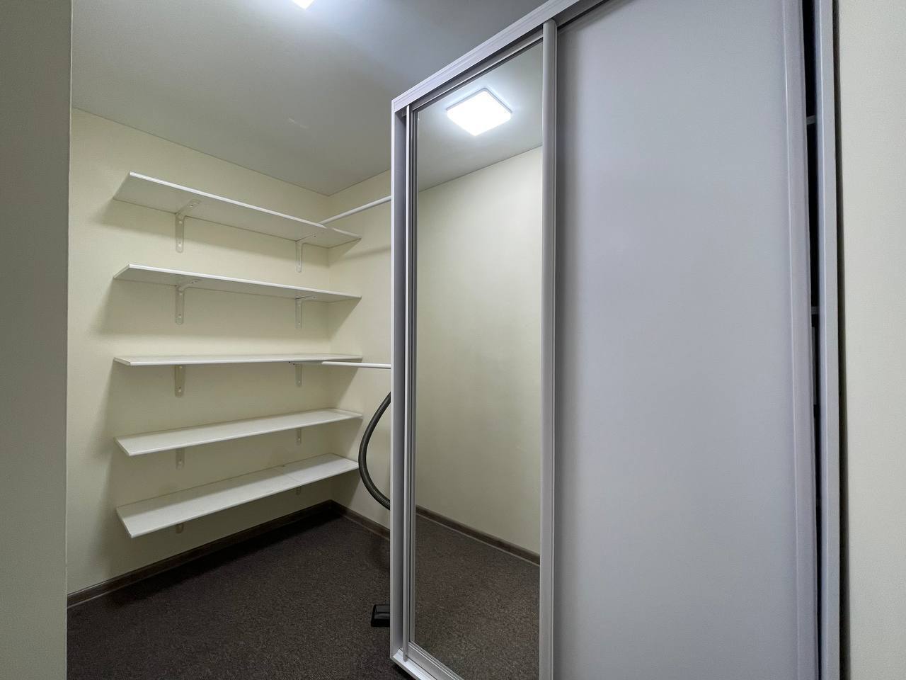 Оренда 2-кімнатної квартири 42 м², Полігонна вул.