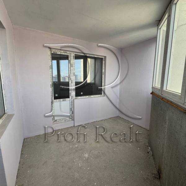 Продаж 3-кімнатної квартири 99 м², Урлівська вул., 38А