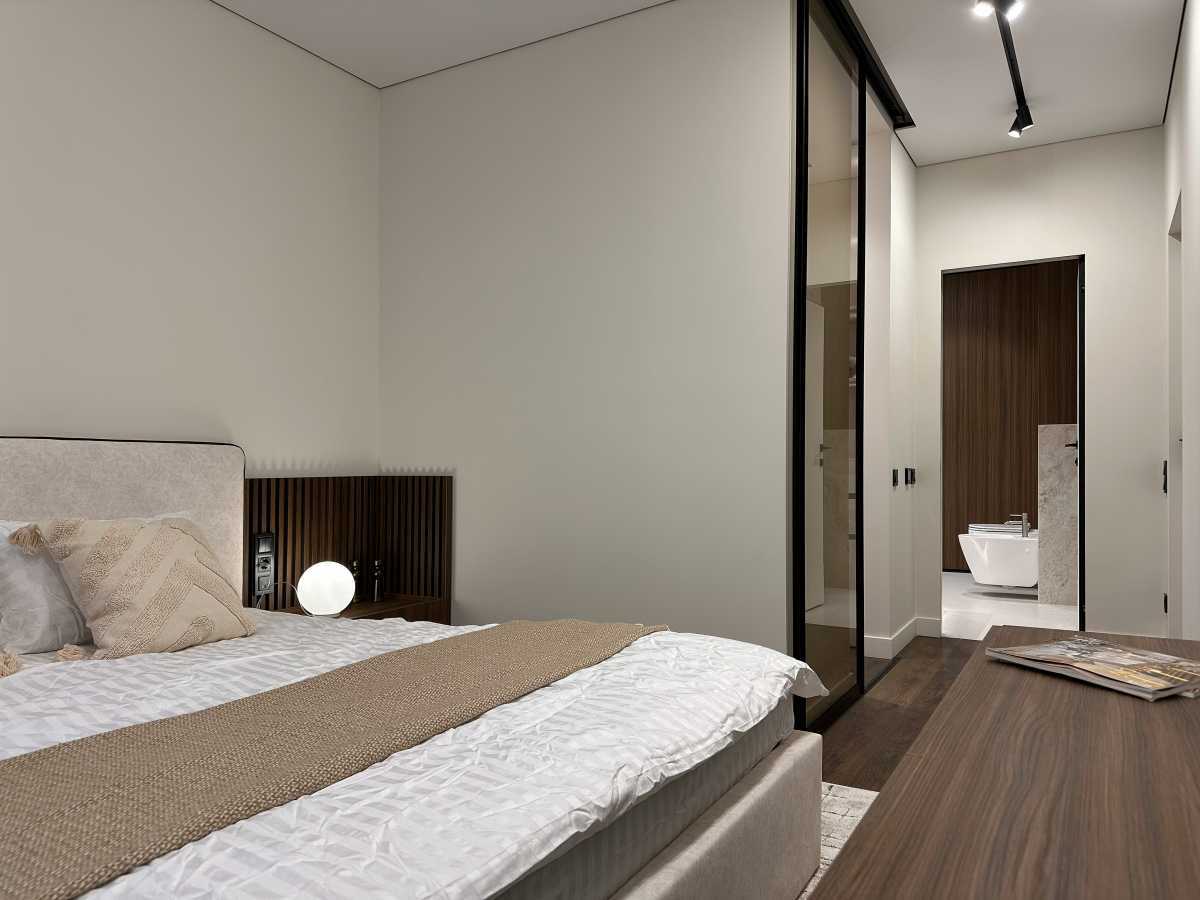 Продажа 2-комнатной квартиры 84 м², Днепровская наб., 15Ж