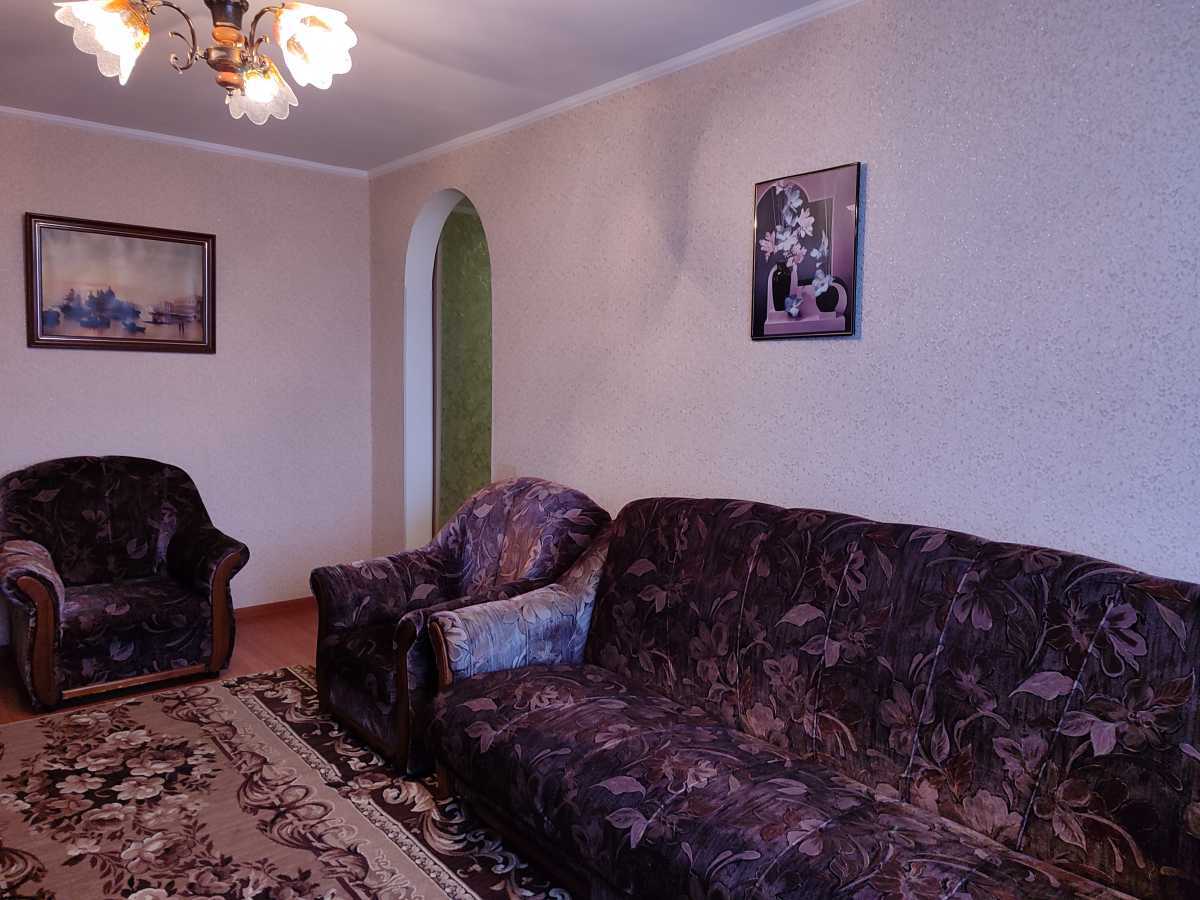 Продаж 2-кімнатної квартири 59 м², Братиславська вул., 2