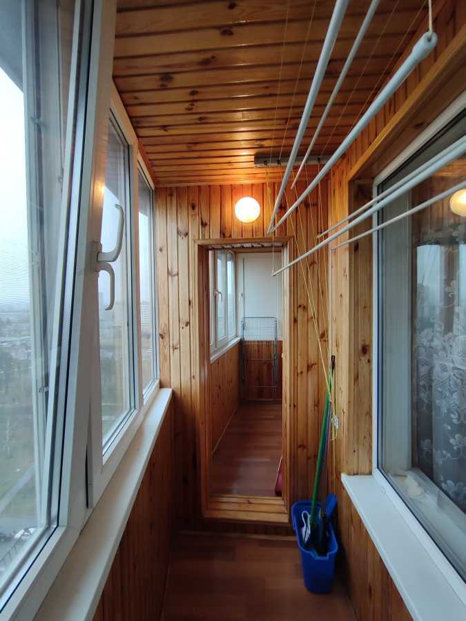 Продаж 2-кімнатної квартири 59 м², Братиславська вул., 2