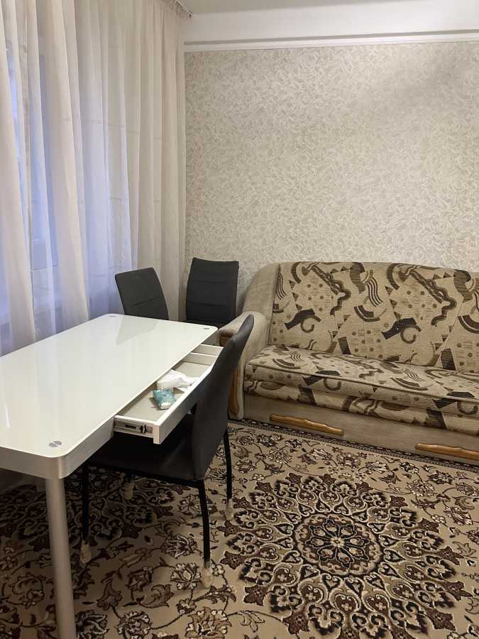 Оренда 2-кімнатної квартири 50 м², Васильківська вул., 2