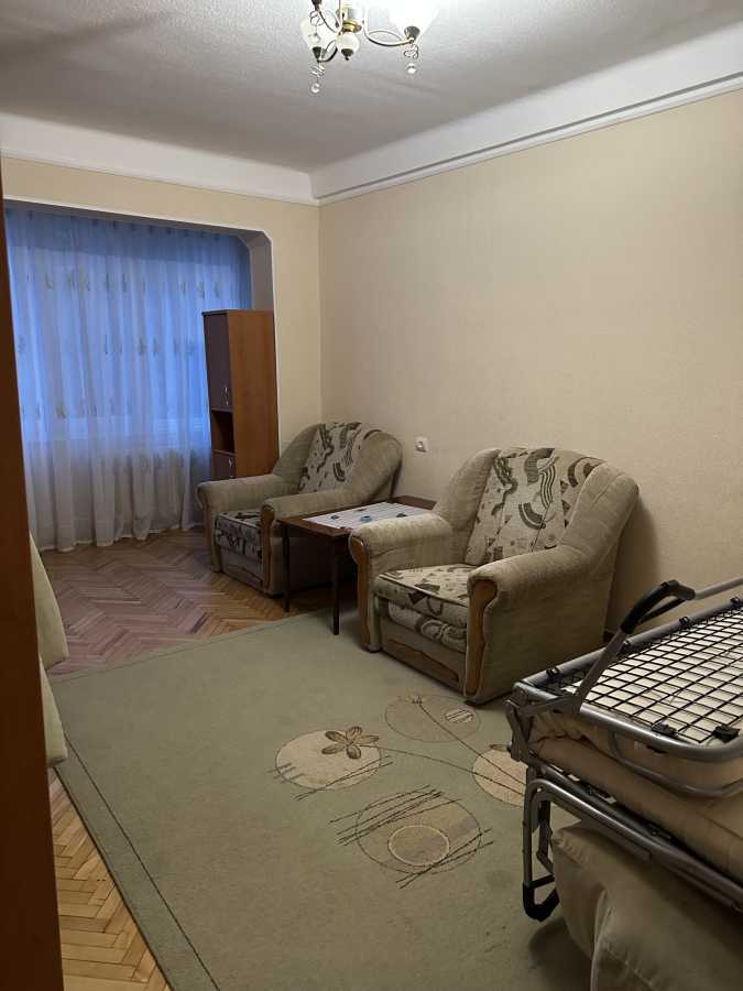 Оренда 2-кімнатної квартири 50 м², Васильківська вул., 2