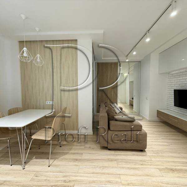 Продаж 1-кімнатної квартири 42 м², Володимира Антоновича вул., 74