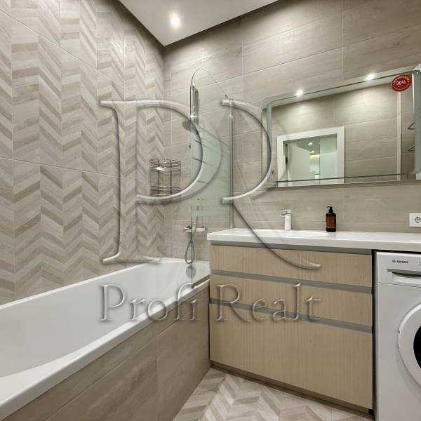 Продаж 1-кімнатної квартири 42 м², Володимира Антоновича вул., 74