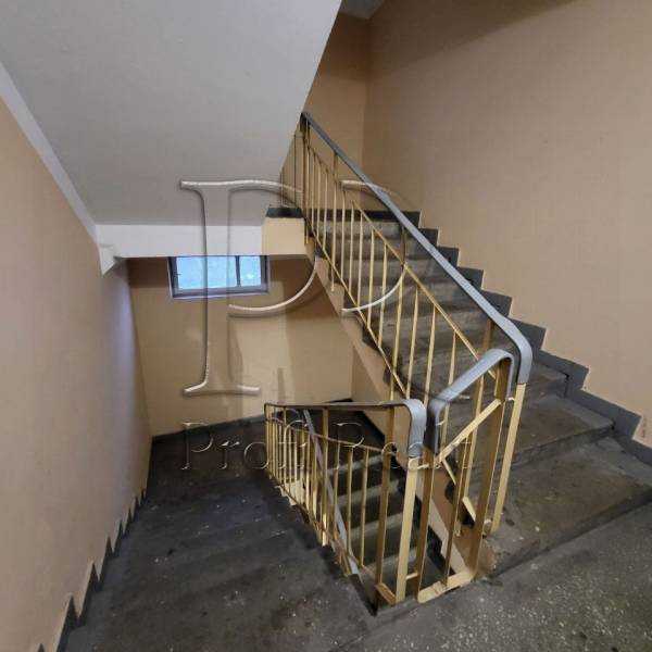 Продаж 3-кімнатної квартири 82 м², Чорнобильська вул., 18