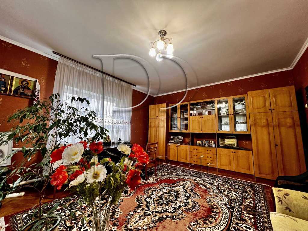 Продаж будинку 214 м², Молодіжна вулиця