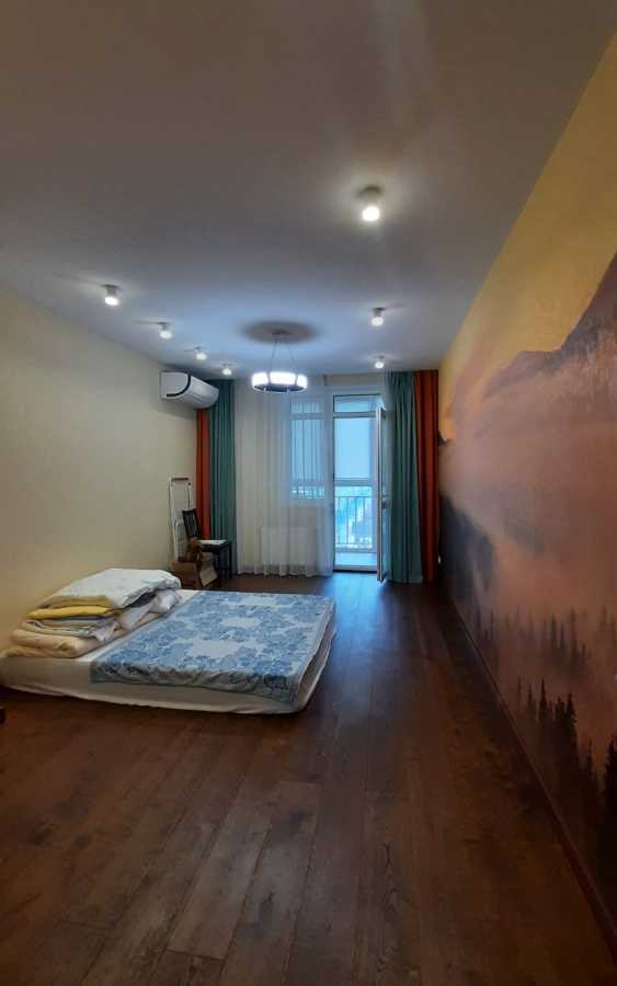 Продаж 3-кімнатної квартири 105 м², Метрологічна вул., 40Б