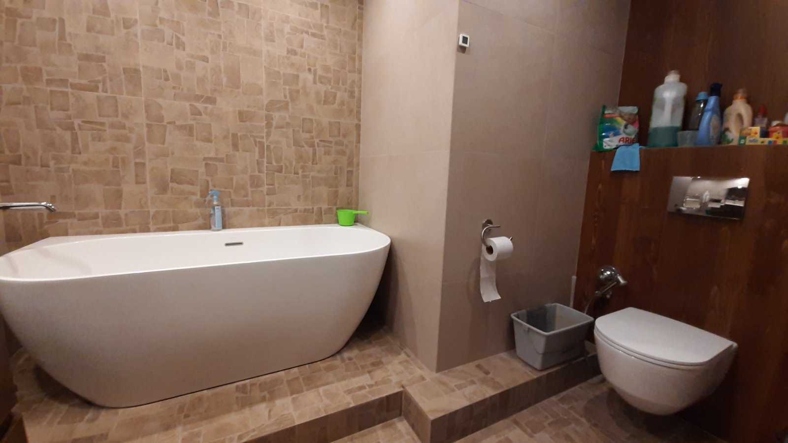 Продаж 3-кімнатної квартири 105 м², Метрологічна вул., 40Б