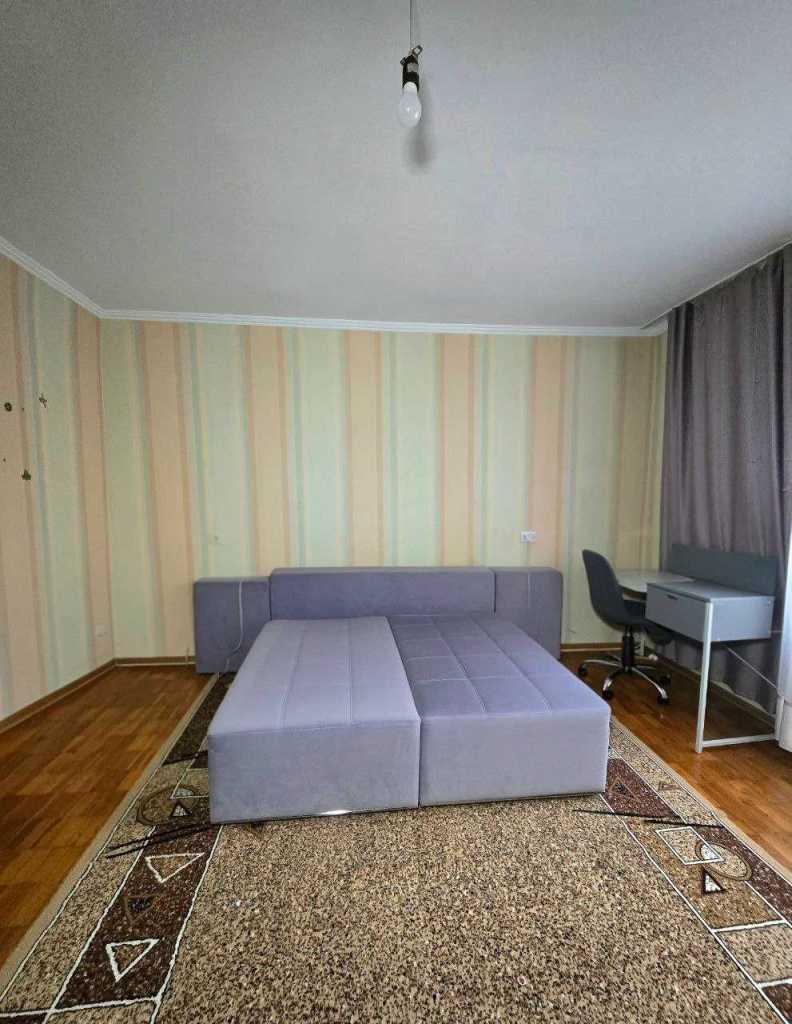 Продаж 2-кімнатної квартири 47 м², Вокзальна вул.