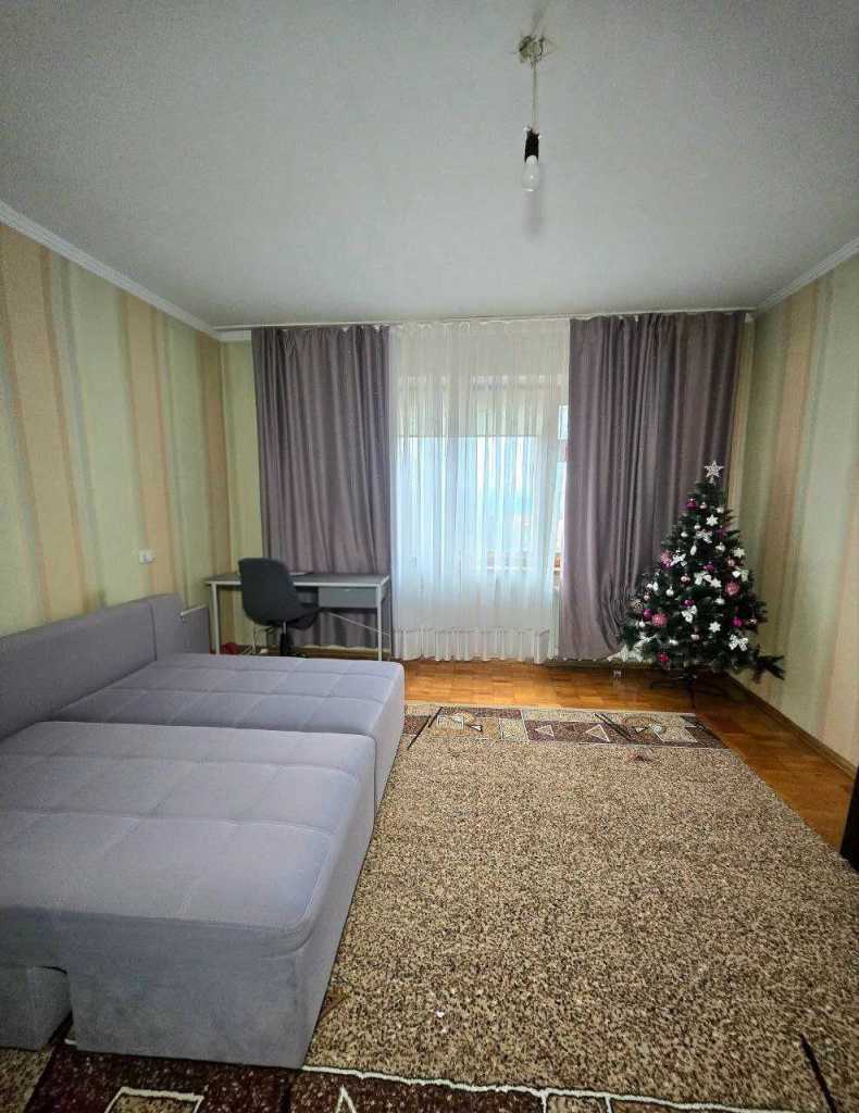 Продаж 2-кімнатної квартири 47 м², Вокзальна вул.