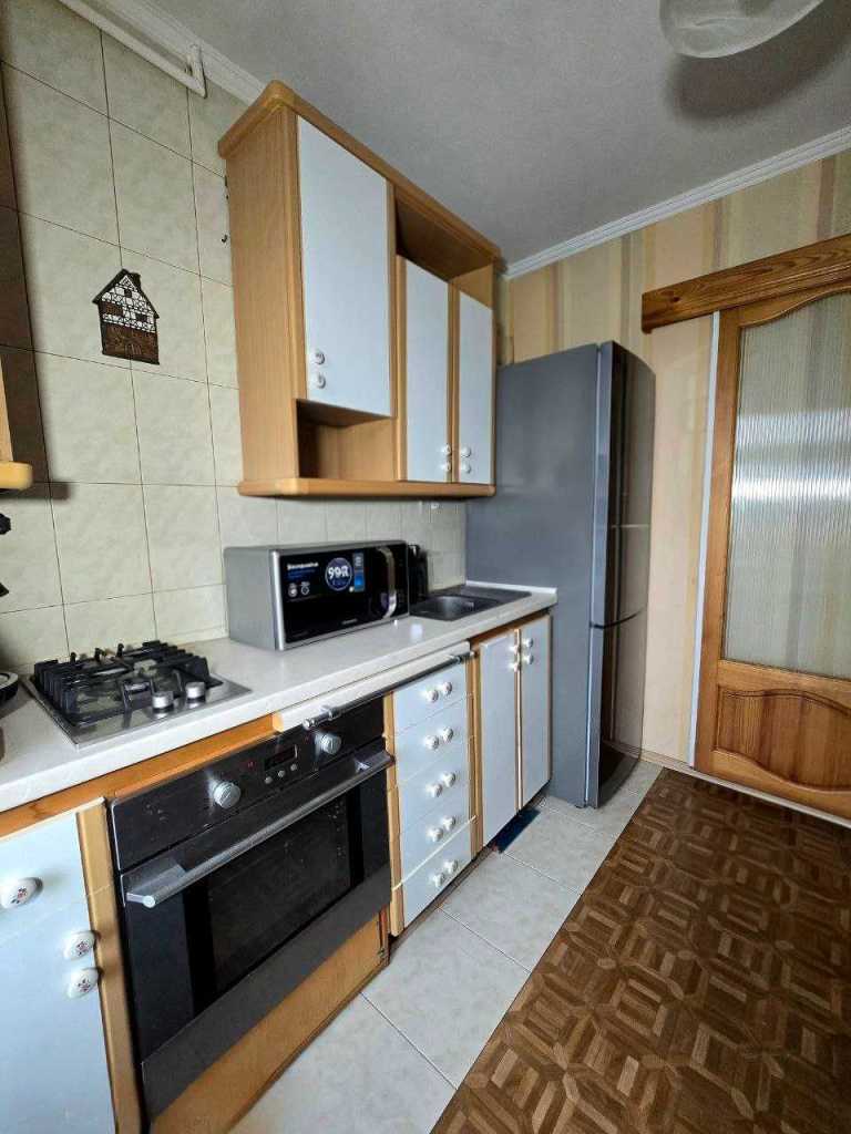 Продаж 2-кімнатної квартири 47 м², Вокзальна вул.