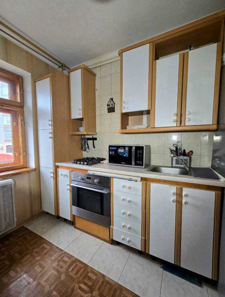 Продаж 2-кімнатної квартири 47 м², Вокзальна вул.