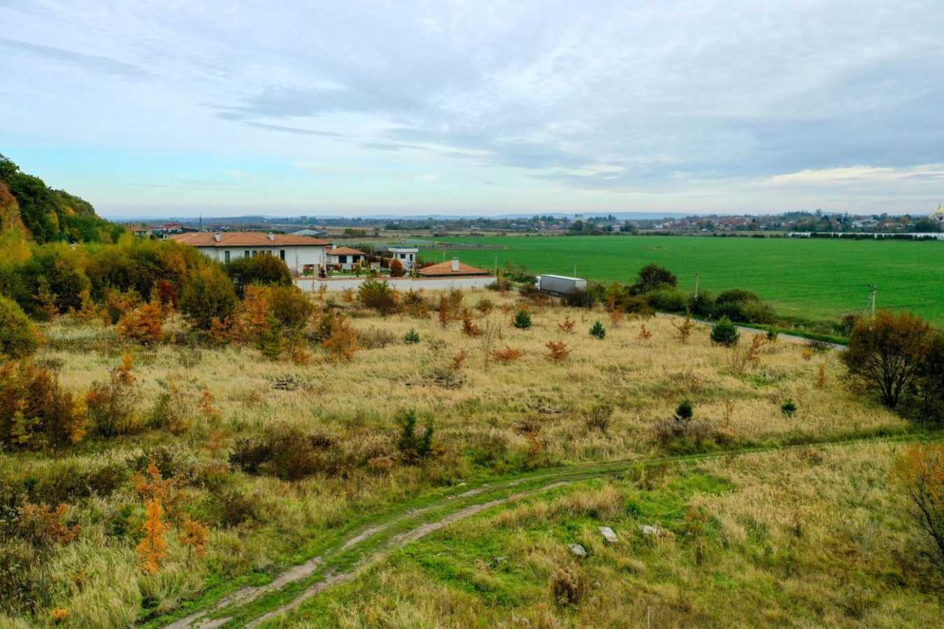 Продажа участка под индивидуальное жилое строительство 72 соток, Дубовий Гай