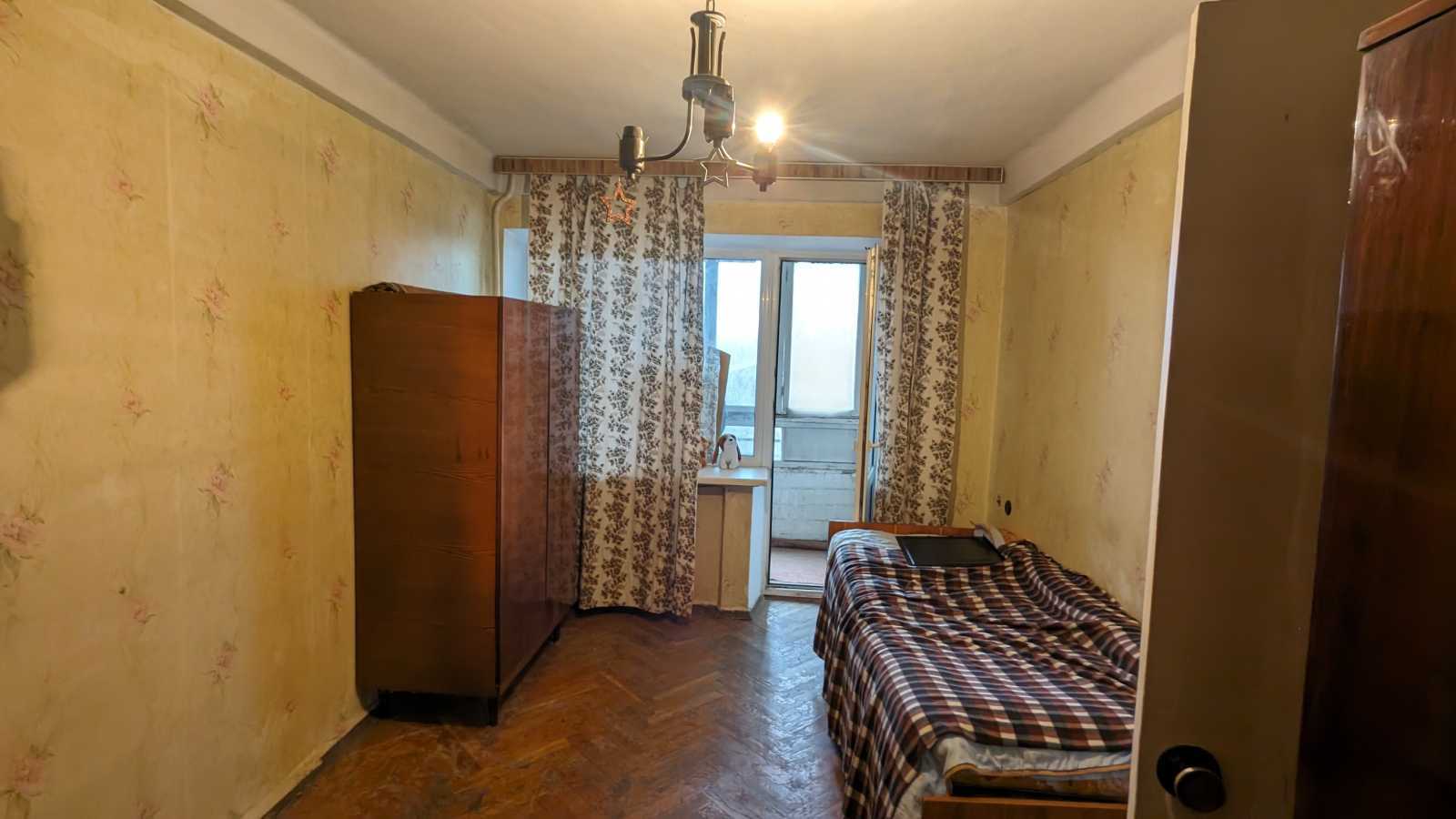 Продаж 2-кімнатної квартири 46.2 м², Русанівський бул., 10