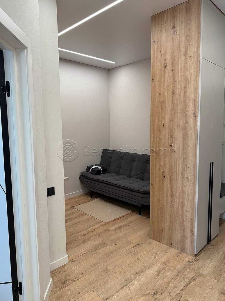 Аренда 2-комнатной квартиры 45 м², Каманина ул., 16А/6