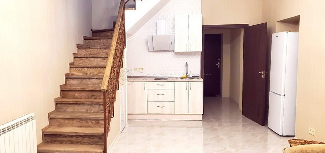 Оренда 2-кімнатної квартири 78 м², Ляпидевского вул., 1