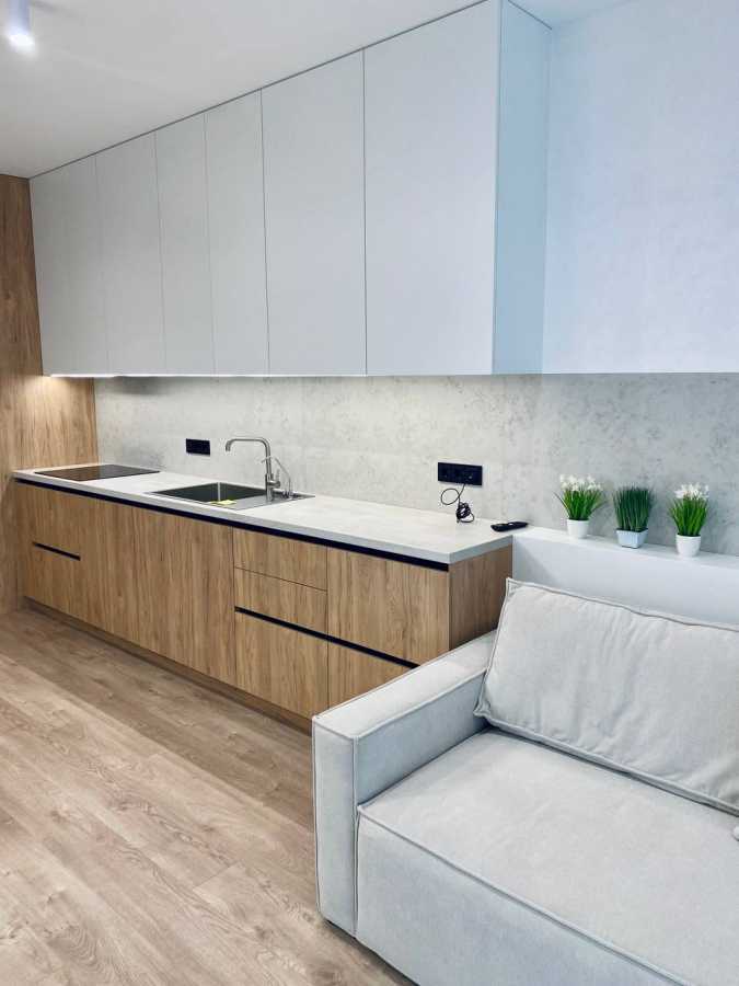 Аренда 3-комнатной квартиры 80 м², Предславинская ул., 44