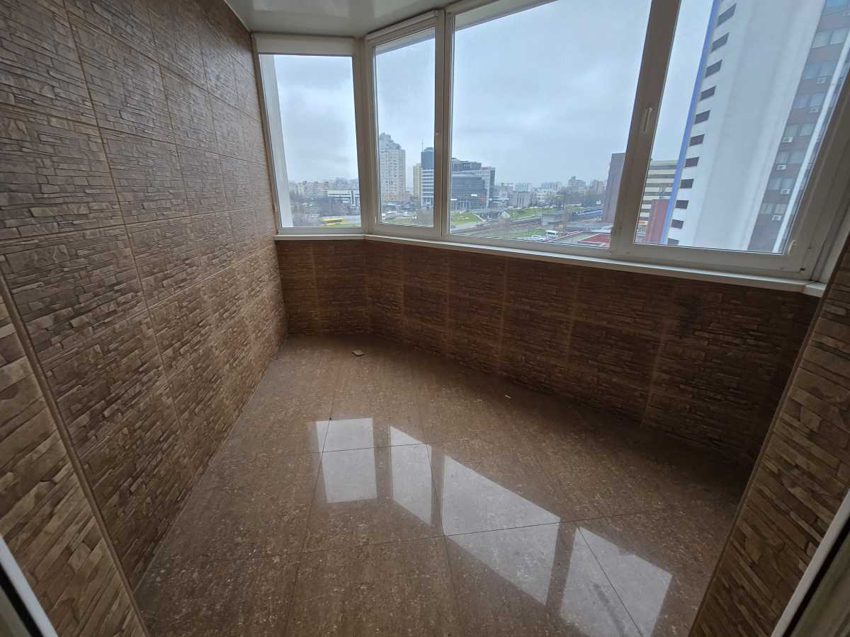 Продаж 4-кімнатної квартири 160.2 м², Раїси Окіпної вул., 4