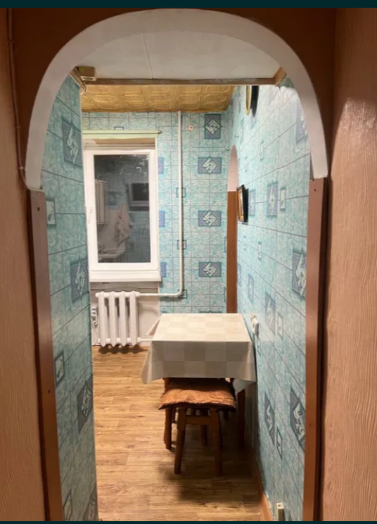 Продаж 1-кімнатної квартири 30 м², Академіка Глушко просп.