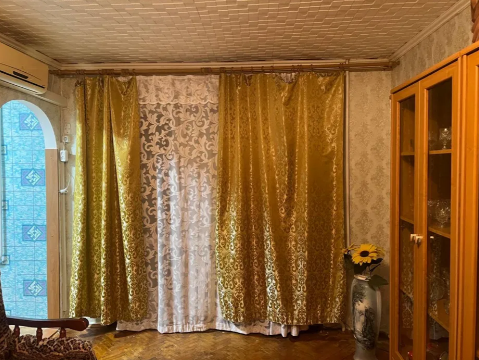 Продаж 1-кімнатної квартири 30 м², Академіка Глушко просп.