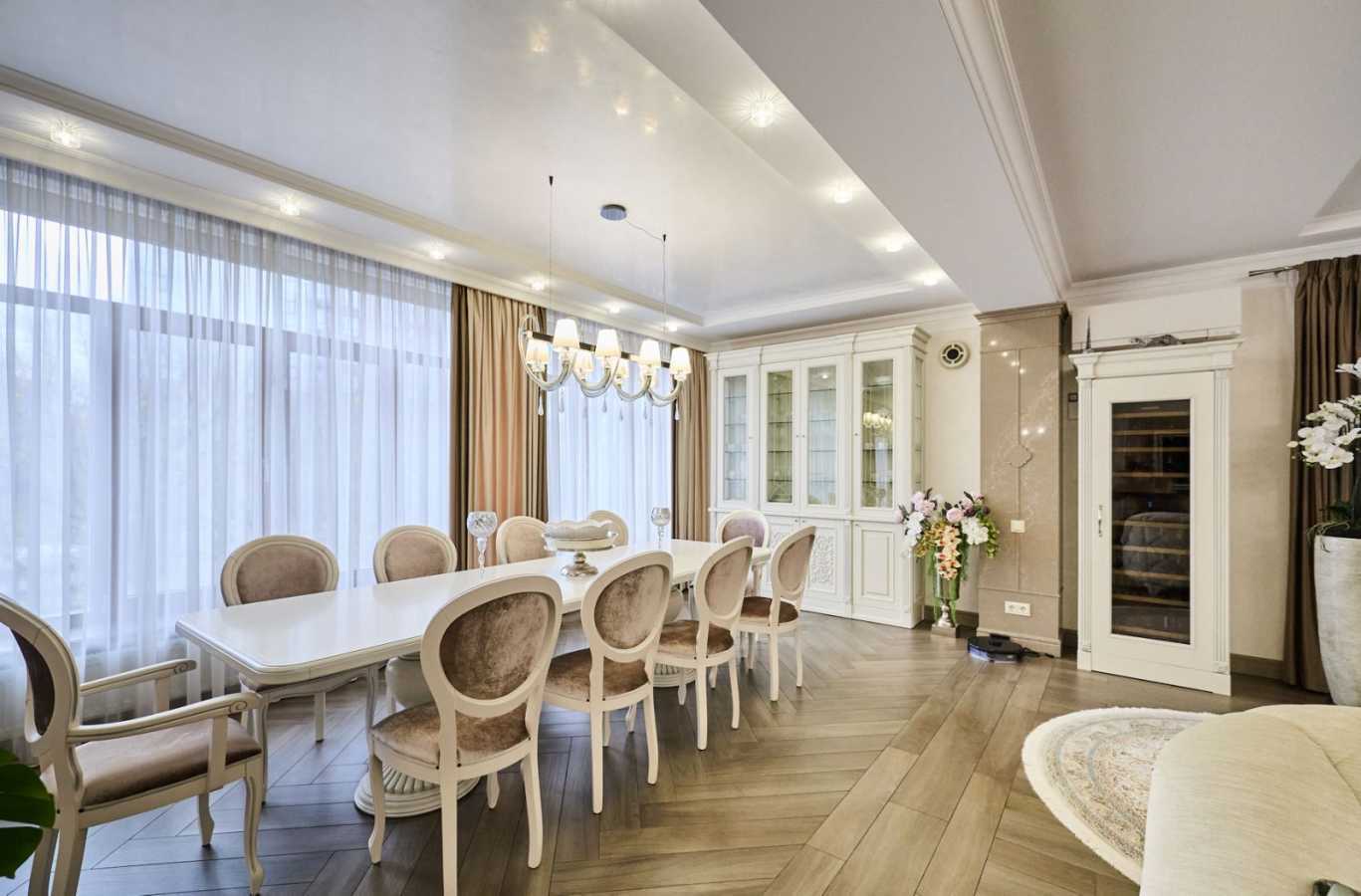 Продаж 3-кімнатної квартири 150 м², Лукянівська, 21б