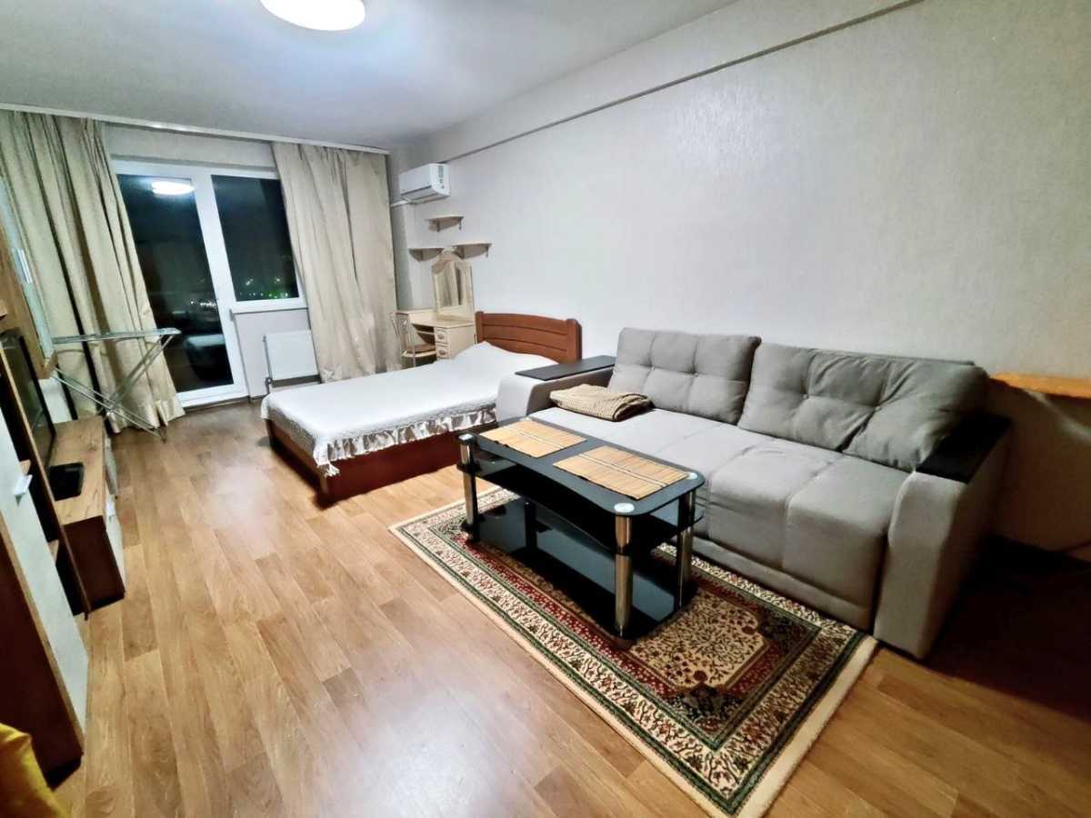 Оренда 1-кімнатної квартири 50 м², Михайла Максимовича вул., 9