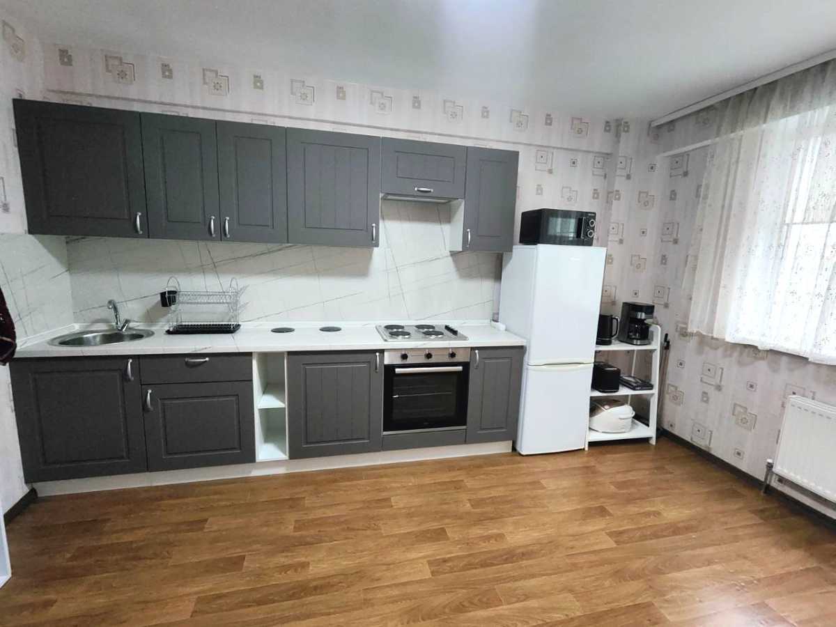 Оренда 1-кімнатної квартири 50 м², Михайла Максимовича вул., 9