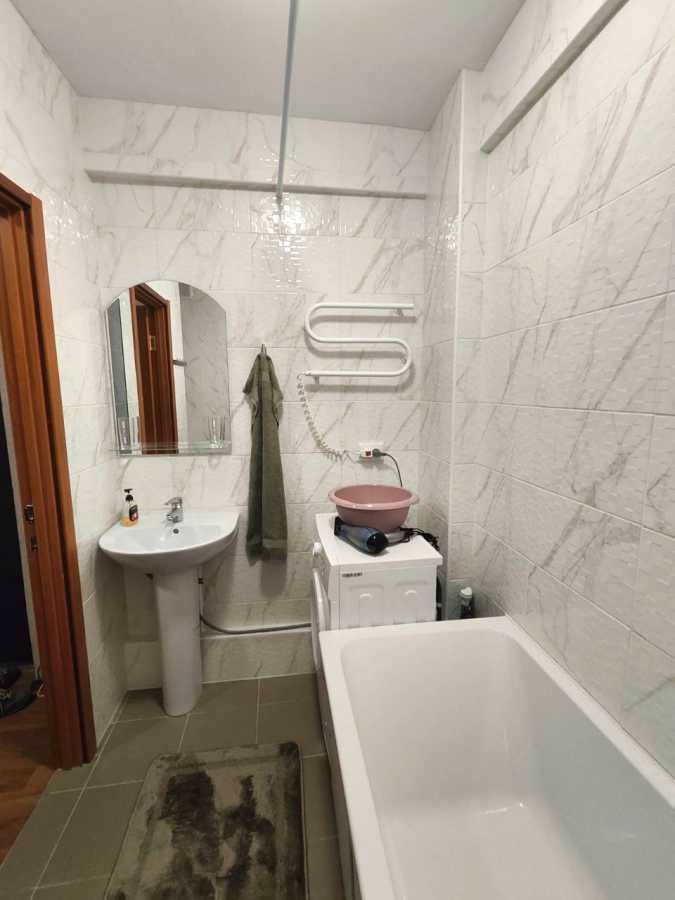 Оренда 1-кімнатної квартири 50 м², Михайла Максимовича вул., 9