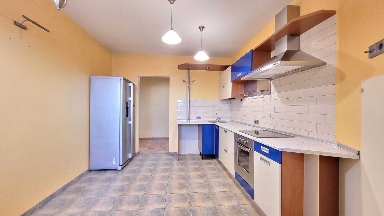 Продаж 3-кімнатної квартири 107 м², Євгена Сверстюка вул., 52В