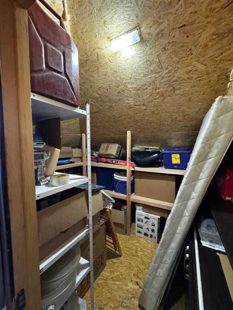 Продаж будинку 49 м², Канівська вул.