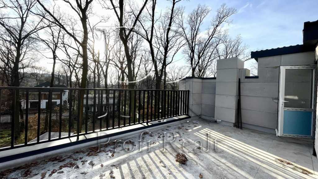 Продаж будинку 140 м², Києво-Мироцька вул.