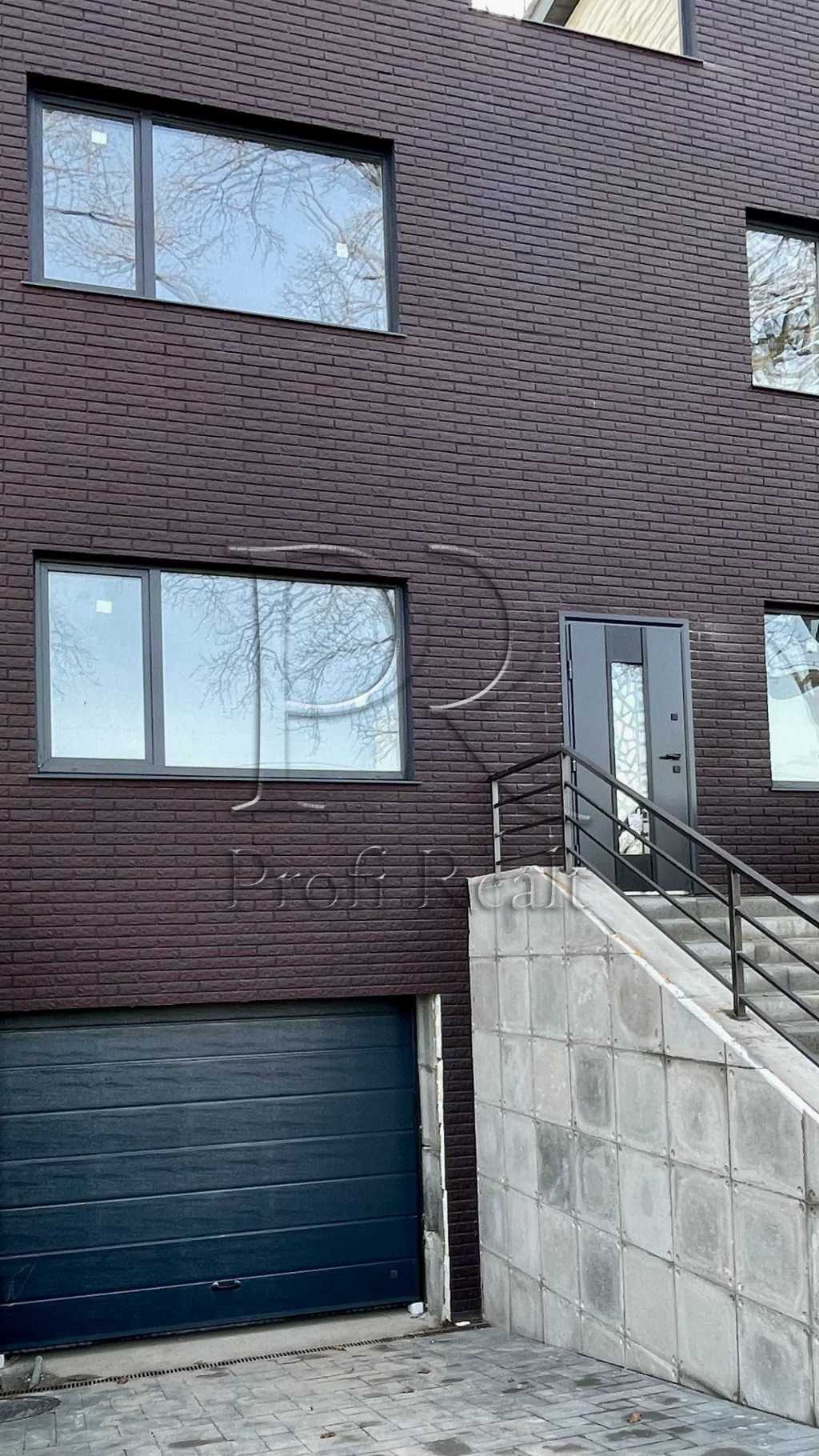 Продаж будинку 140 м², Києво-Мироцька вул.