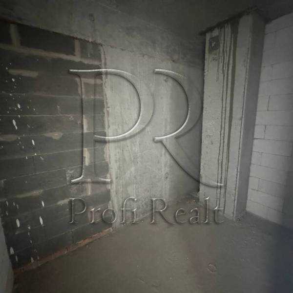 Продаж 1-кімнатної квартири 48 м², Причальна вул., 8