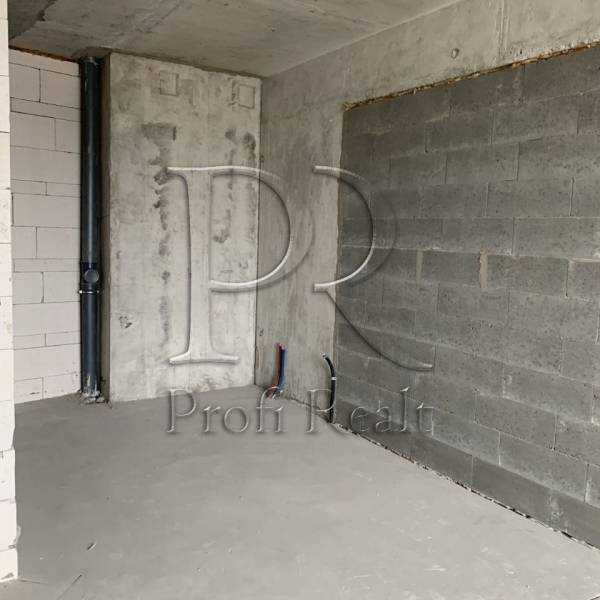 Продаж 1-кімнатної квартири 48 м², Причальна вул., 8