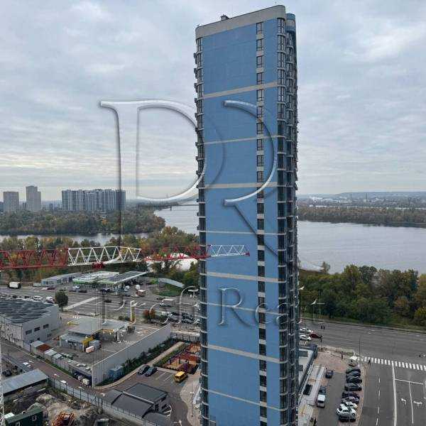 Продаж 2-кімнатної квартири 79 м², Причальна вул., 14