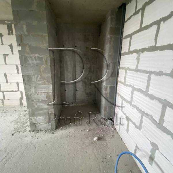 Продаж 1-кімнатної квартири 40 м², Світла вул., 3