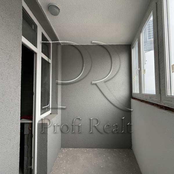 Продаж 3-кімнатної квартири 99 м², Микільсько-Слобідська вул., 15