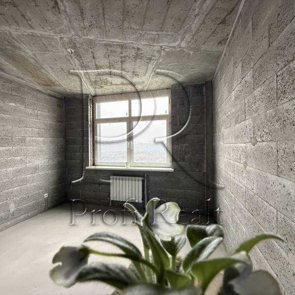 Продаж 3-кімнатної квартири 99 м², Микільсько-Слобідська вул., 15