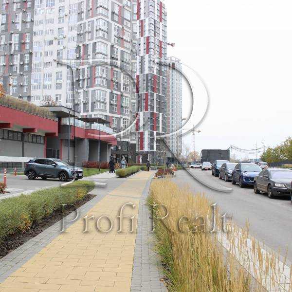 Продаж 3-кімнатної квартири 99 м², Микільсько-Слобідська вул., 15